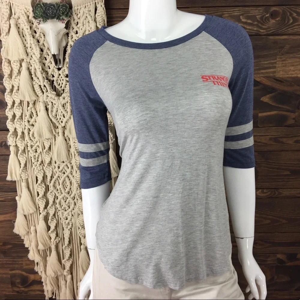 Stranger Things | Graphic Ringer Tee Striped‎